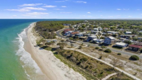 Woorim Beach House with Water Views, Woorim